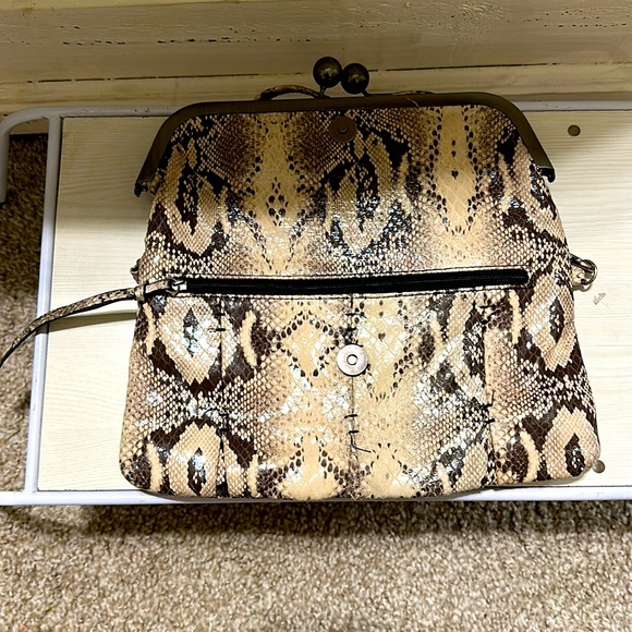 Jessica Simpson clutch - Picture 2 of 4